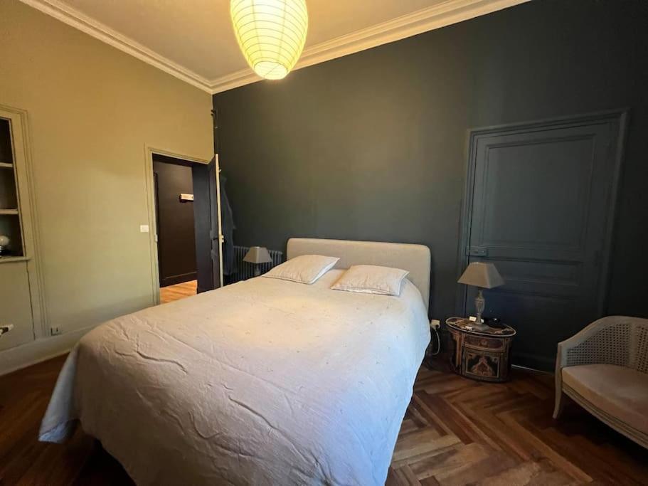 Coeur De Ville, Garage Prive Et Gratuit Avec Terrasse ! Cahors Esterno foto