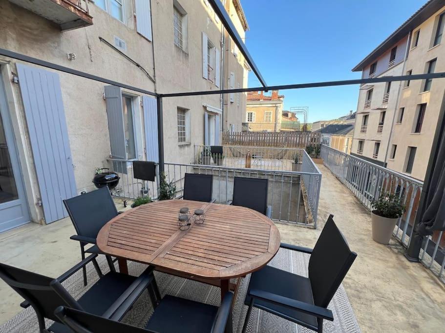 Coeur De Ville, Garage Prive Et Gratuit Avec Terrasse ! Cahors Esterno foto